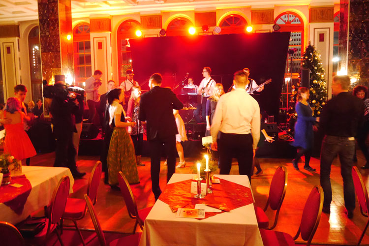 300 Jahr Feier "Sorabija Lipsk" im Ring-Cafe Leipzig . Band "Con-takt" 300 Jahr Feier "Sorabija Lipsk" im Ring-Cafe Leipzig . Band "Con-takt"