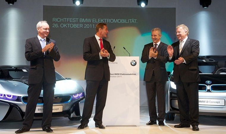 Lectern .ORA. with magnetic front plate coating, rectangular, location: BMW factory Leipzig, date: 26.10.2011